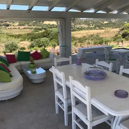 Prázdninový dům Sleeps 6 Pool Air Con Wifi Badesi